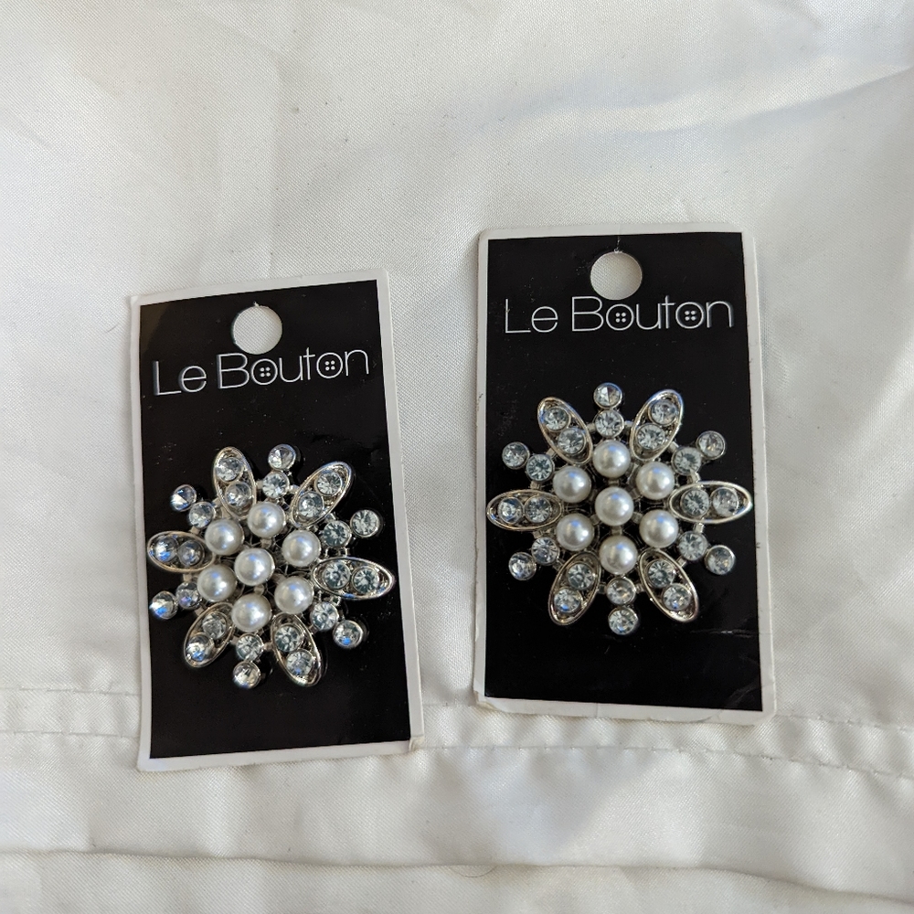 NWT Vintage Pearl & Silver Pin Set